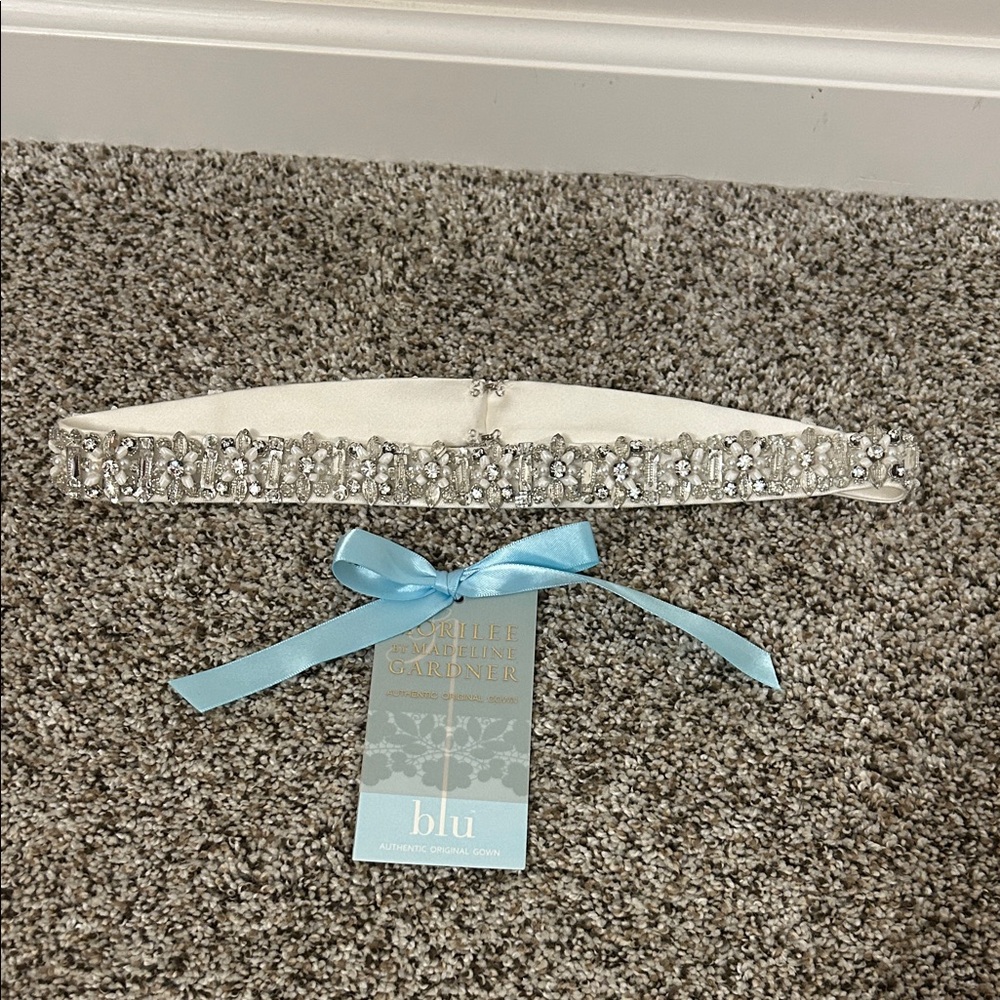 Women's Elegant Silver Bridal Belt